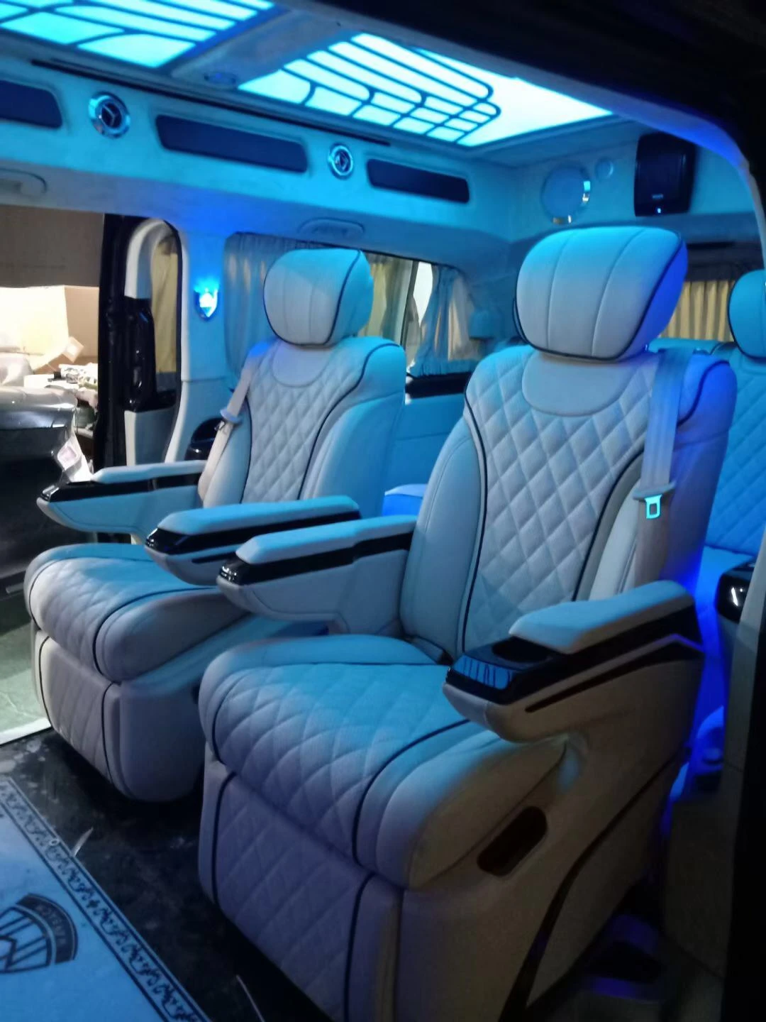 Apa standar untuk modifikasi interior mobil?