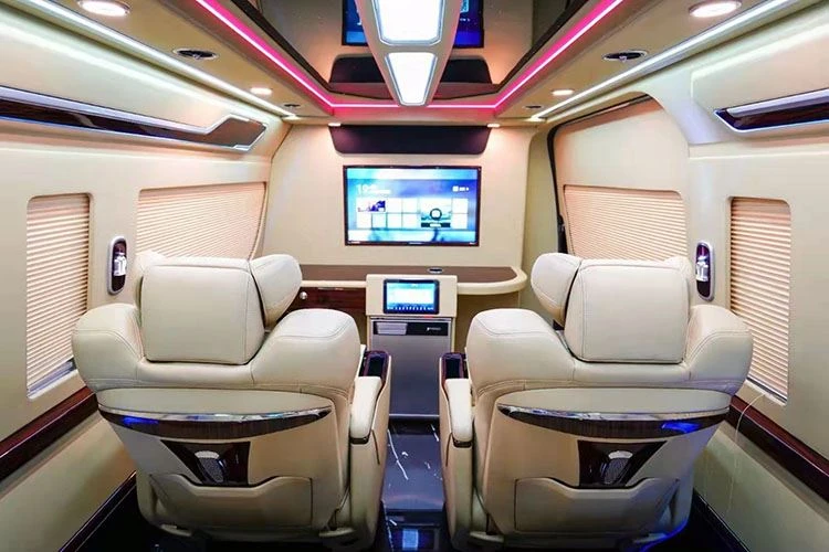 Kendaraan Komersial Modifikasi Toyota Hiace