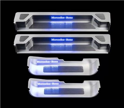 Sangat Cocok Untuk Mercedes-Benz V-class Dan Vito Aluminium Alloy Integrated Striped LED Welcome Pedal