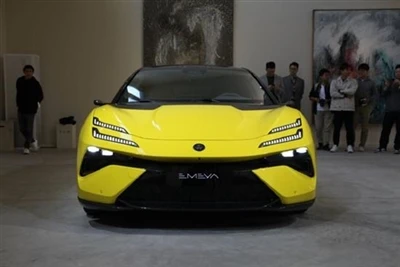 Pengalaman Statis Jutaan Supercar Listrik Murni Lotus Emeya