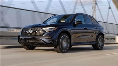 Apa   Bersaing   Dengan   Mercedes   GLC300